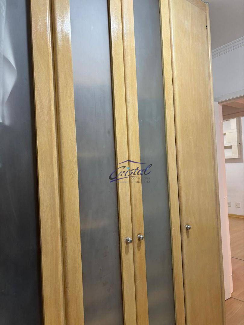 Apartamento para alugar com 3 quartos, 74m² - Foto 13