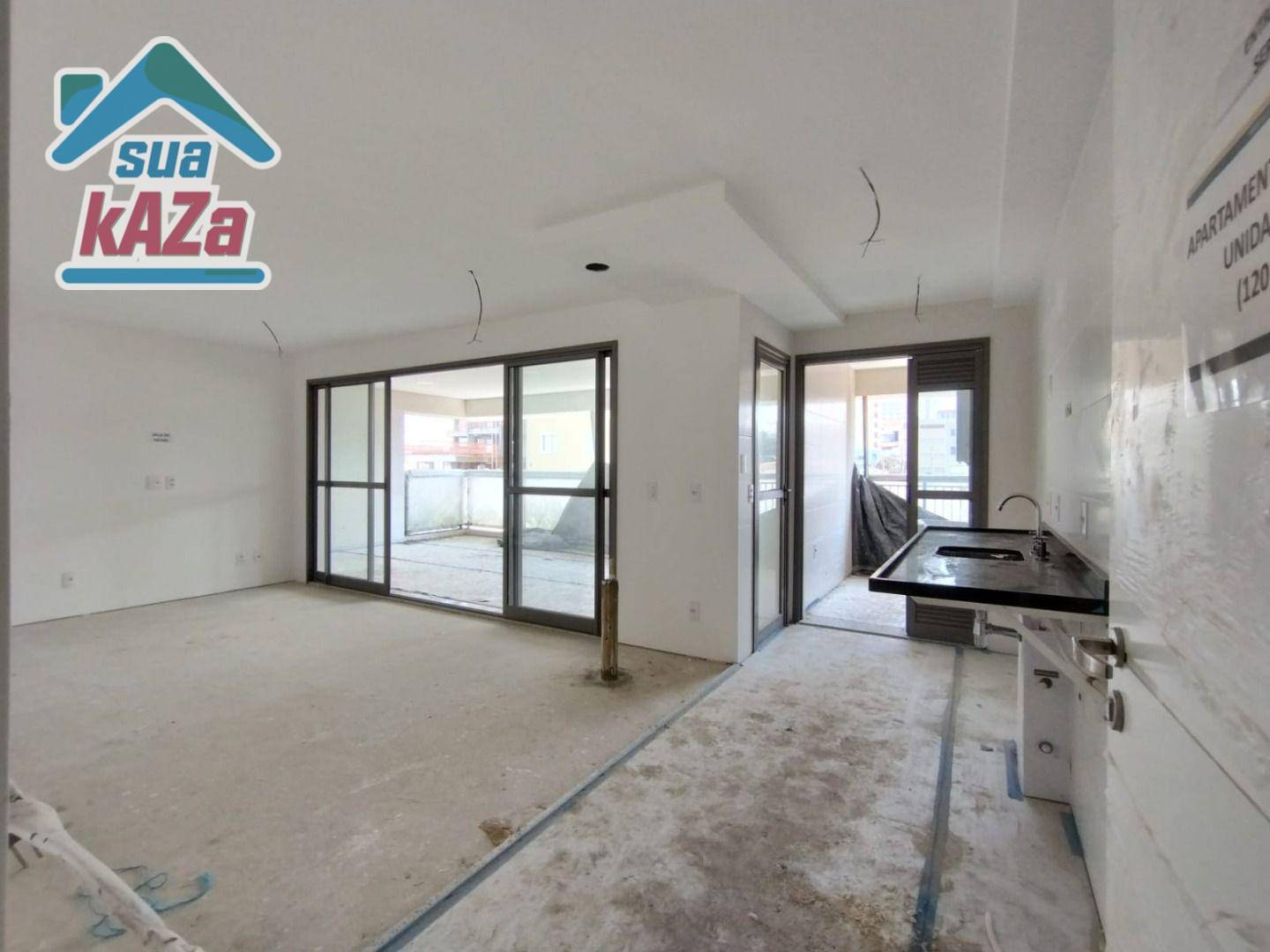 Apartamento à venda com 3 quartos, 121m² - Foto 3