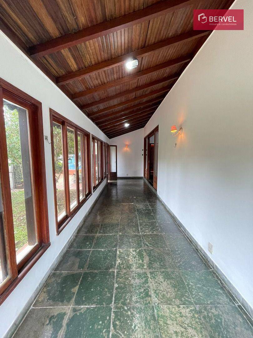 Casa para alugar com 6 quartos, 155m² - Foto 4