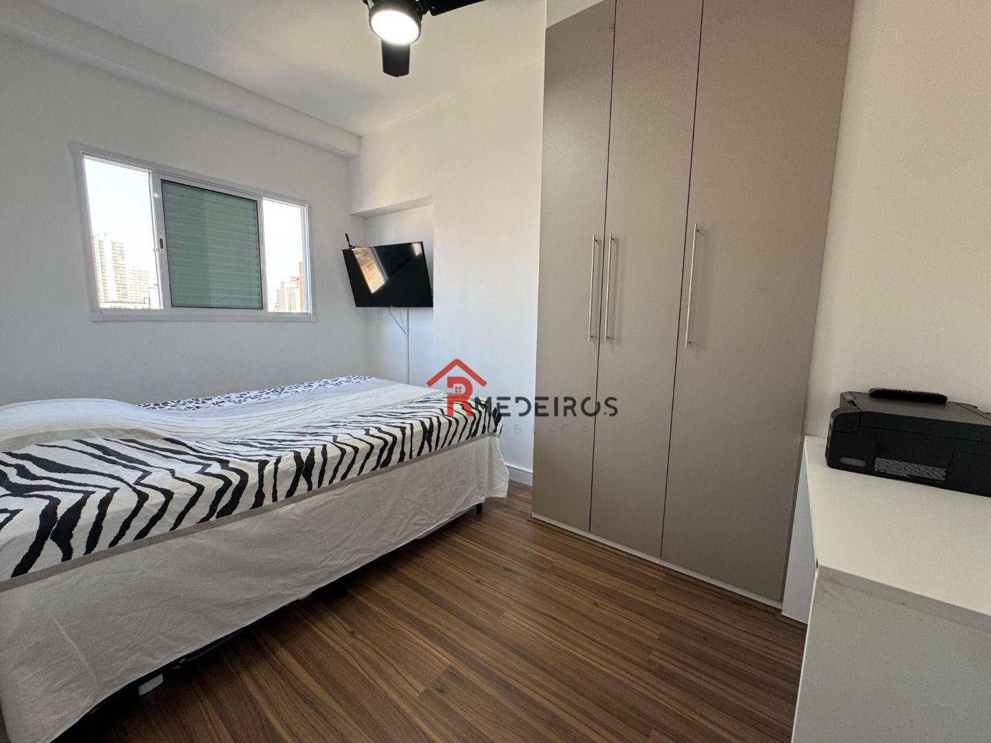 Apartamento à venda com 2 quartos, 83m² - Foto 11