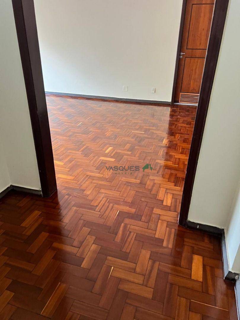 Apartamento à venda com 2 quartos, 82m² - Foto 7