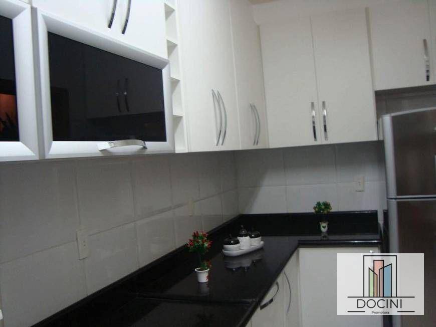 Apartamento à venda com 2 quartos, 75m² - Foto 3