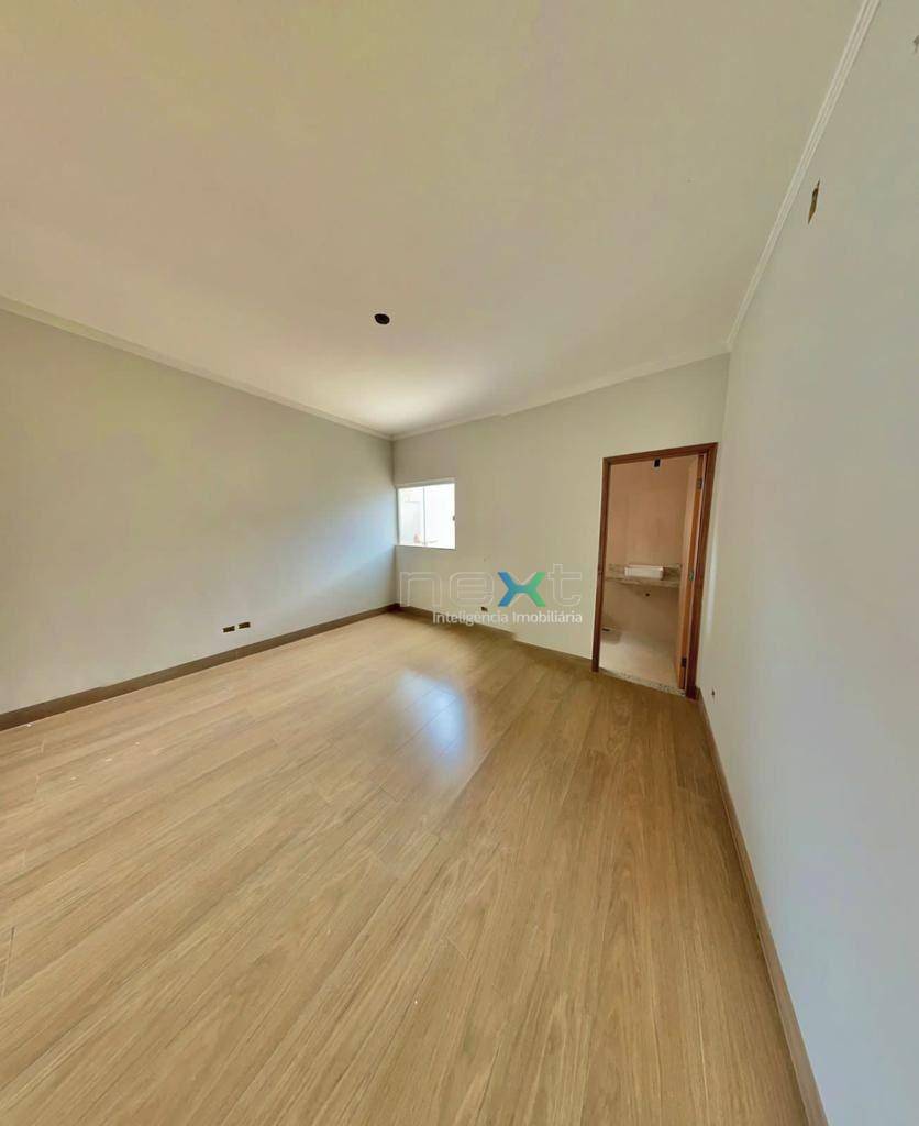 Casa à venda com 3 quartos, 152m² - Foto 10