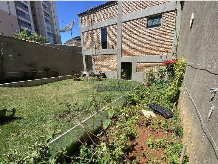 Sobrado à venda com 4 quartos, 270m² - Foto 35