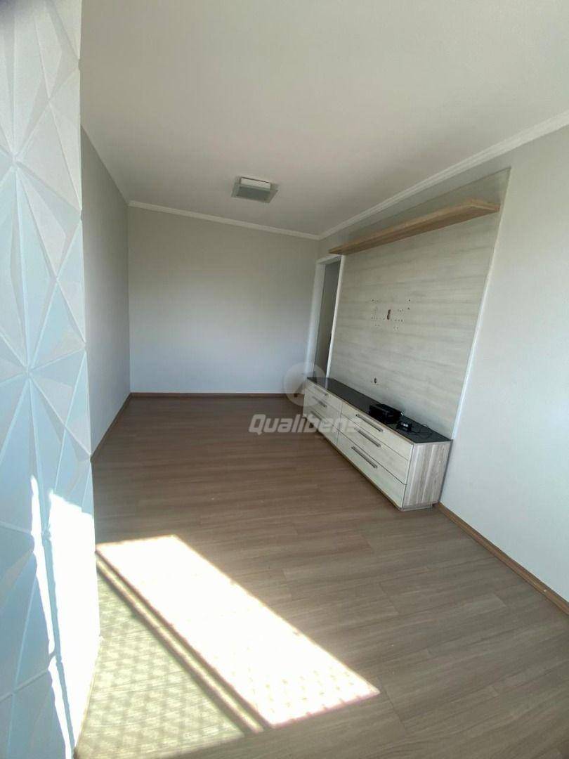 Apartamento para alugar com 2 quartos, 50m² - Foto 4