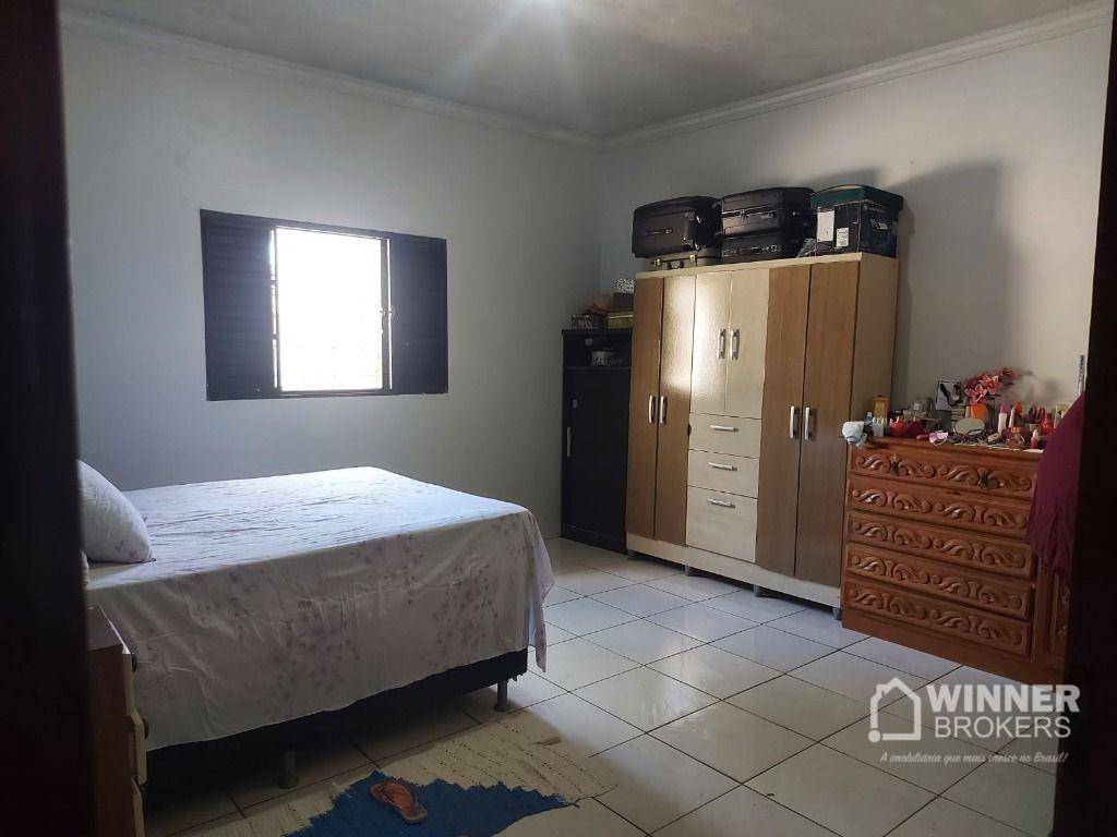 Casa à venda com 4 quartos, 130m² - Foto 24