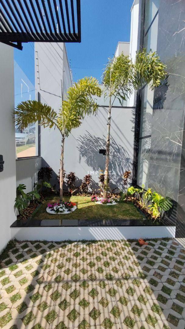 Casa à venda com 4 quartos, 280m² - Foto 3