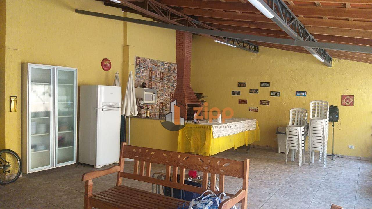 Sobrado à venda com 4 quartos, 300m² - Foto 26