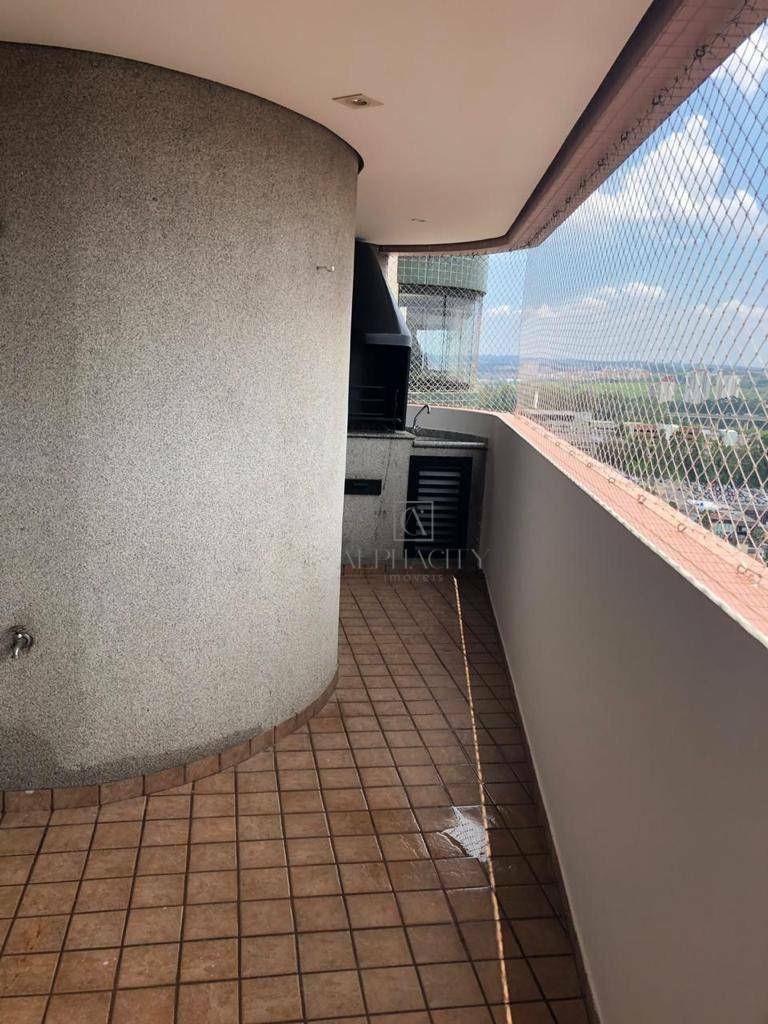 Apartamento para alugar com 4 quartos, 210m² - Foto 5