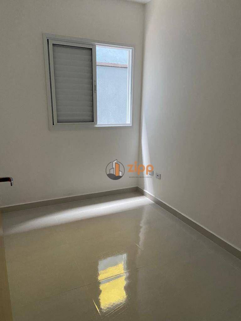 Casa para alugar com 2 quartos, 42m² - Foto 16