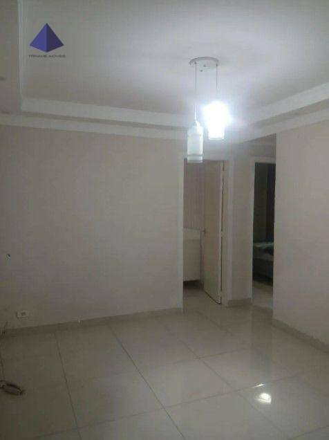 Apartamento à venda com 2 quartos, 47m² - Foto 4