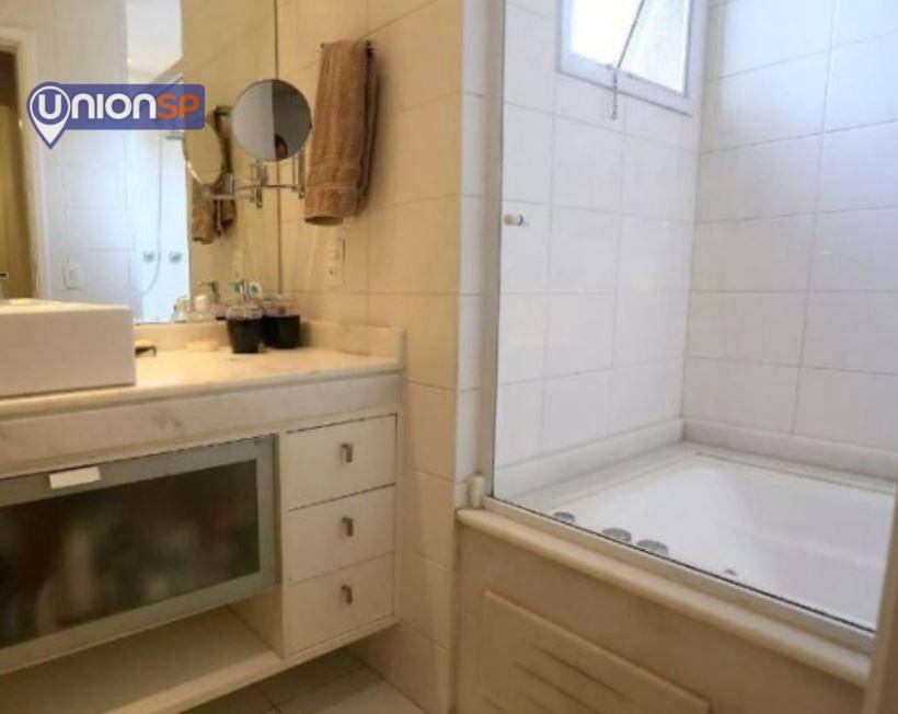 Apartamento à venda com 4 quartos, 154m² - Foto 9