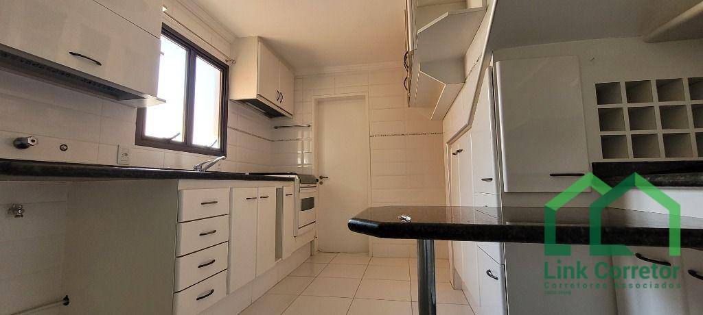 Apartamento à venda com 4 quartos, 190m² - Foto 16