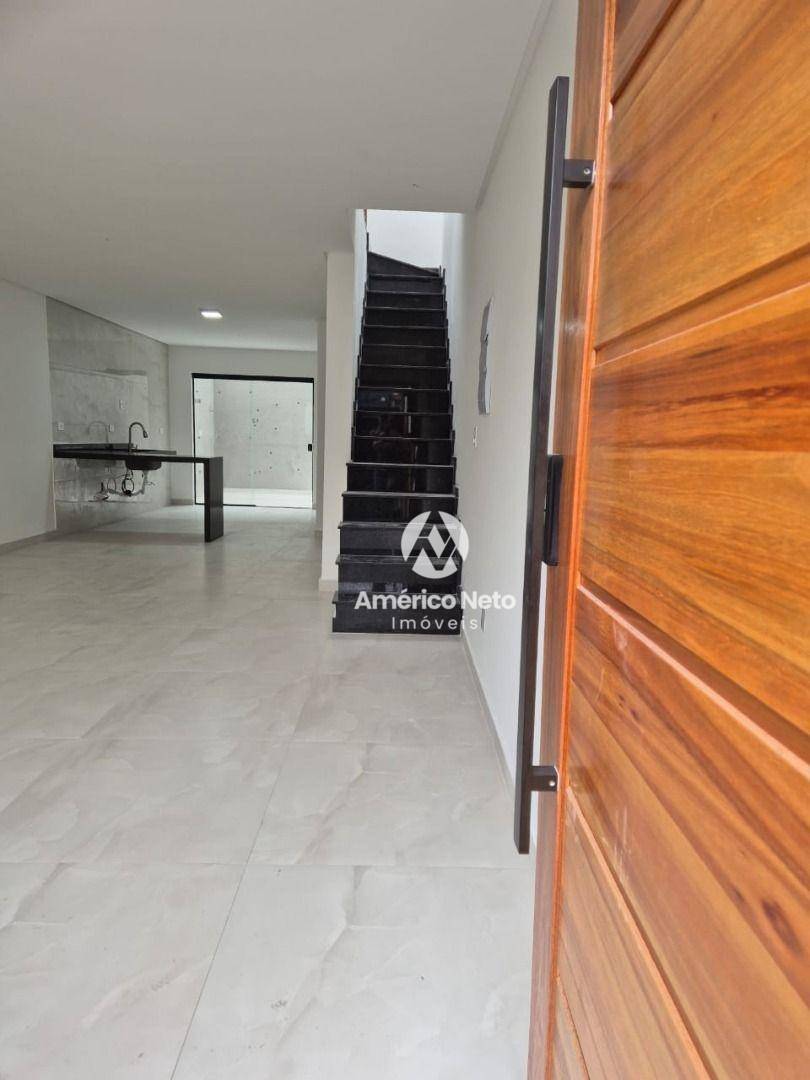 Sobrado à venda com 3 quartos, 117m² - Foto 3