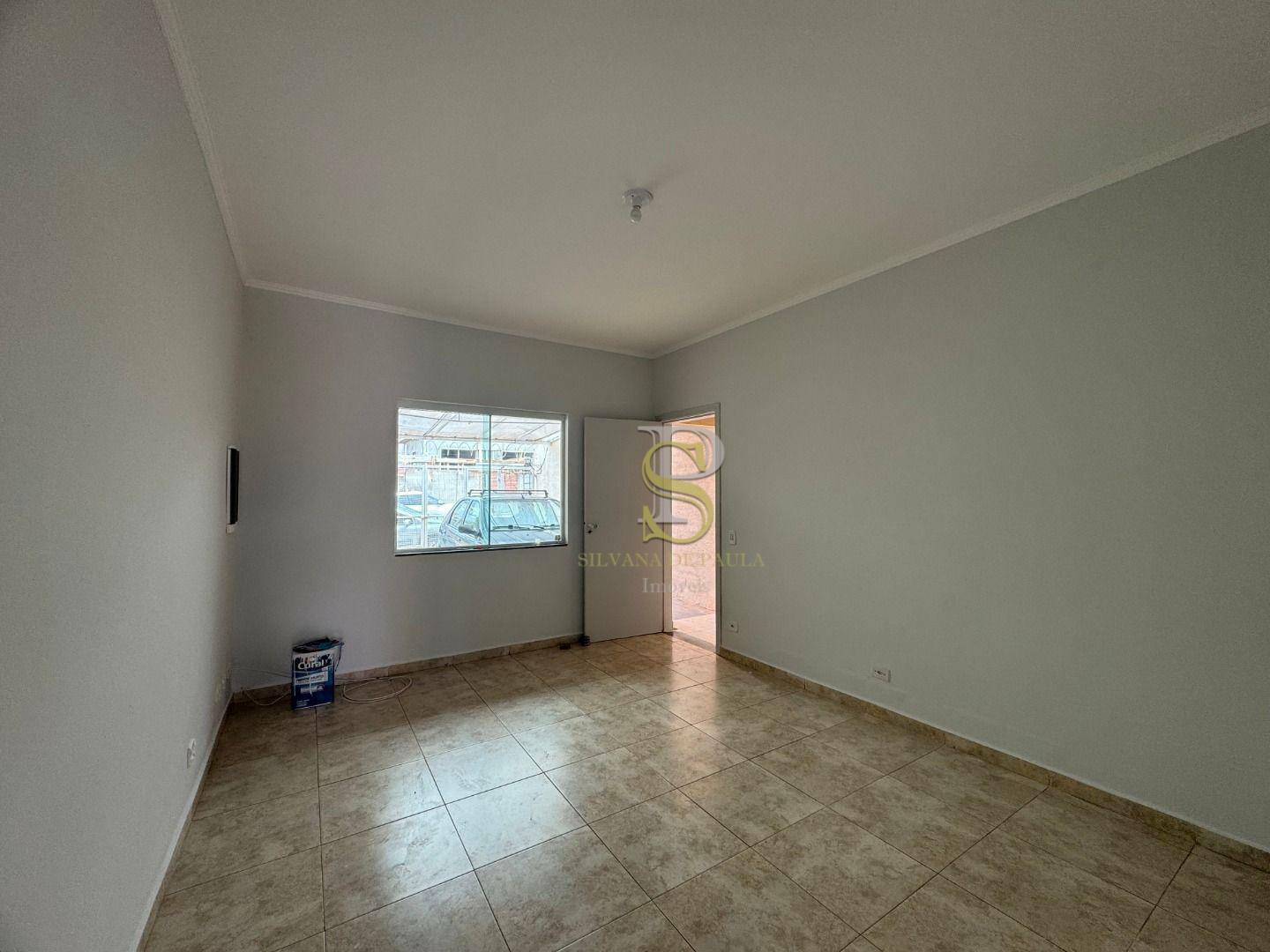 Casa à venda com 3 quartos, 150m² - Foto 4