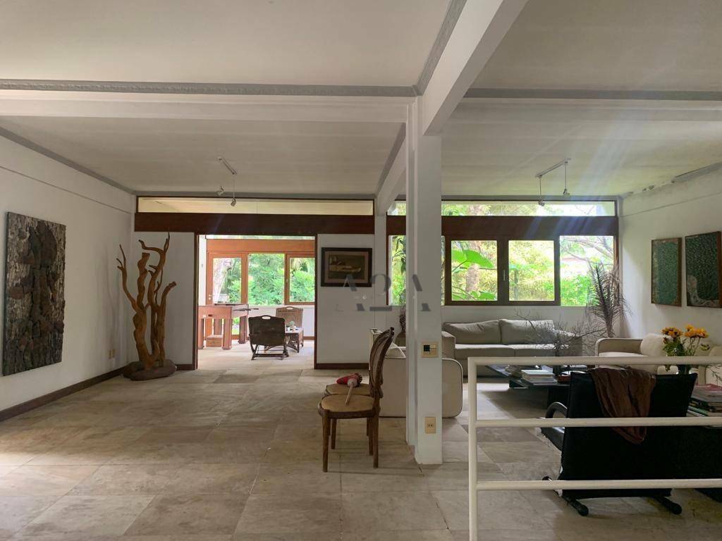 Casa à venda com 4 quartos, 400m² - Foto 4