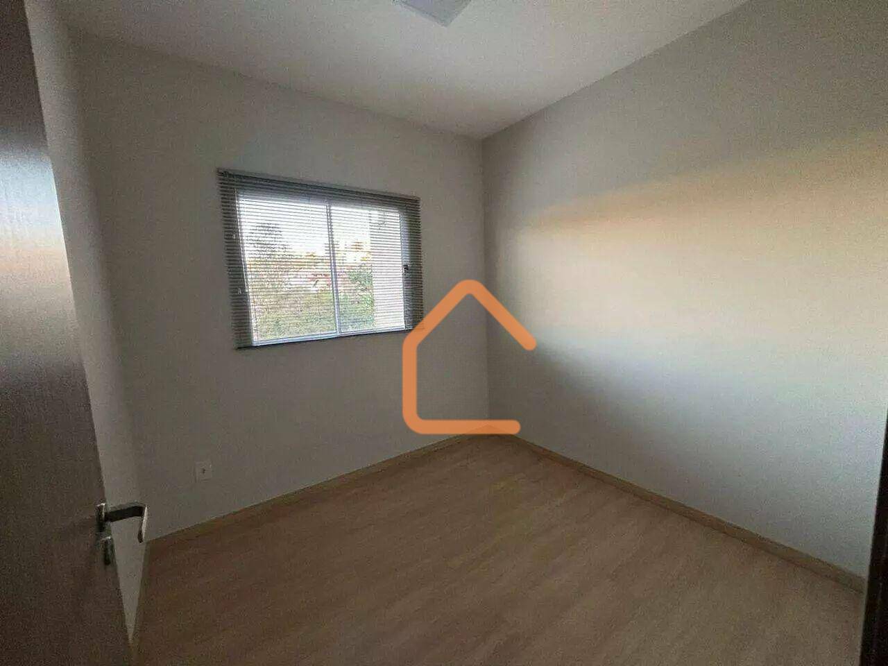 Apartamento à venda com 2 quartos, 60m² - Foto 5