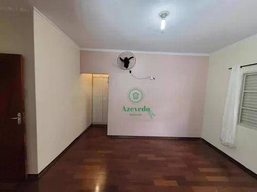 Sobrado à venda com 3 quartos, 200m² - Foto 11