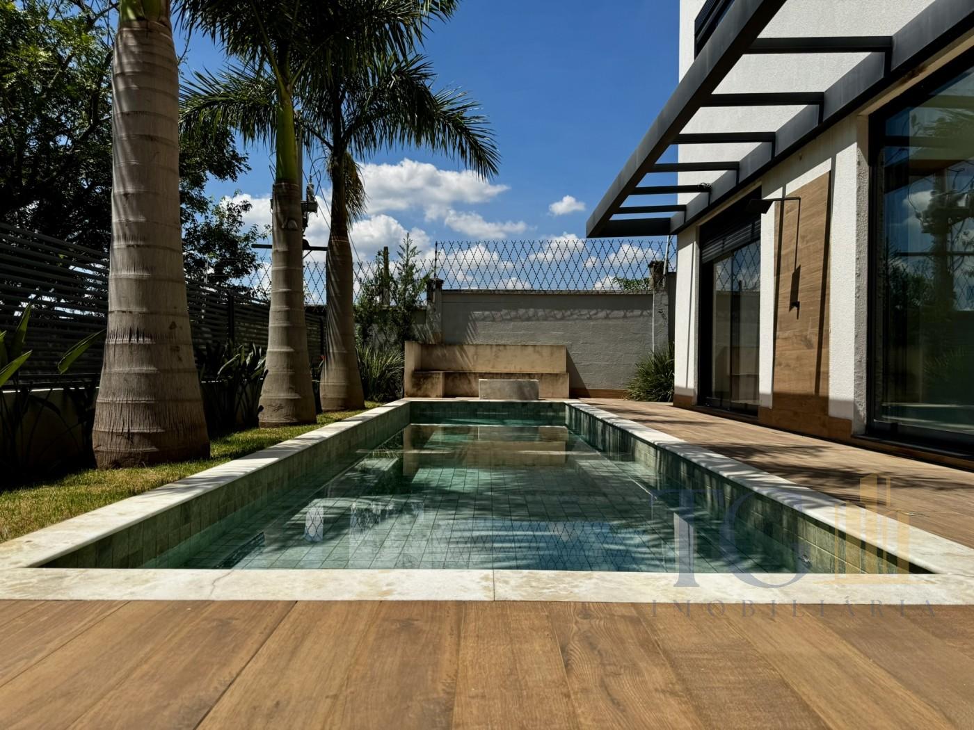 Casa de Condomínio à venda com 4 quartos, 420m² - Foto 1