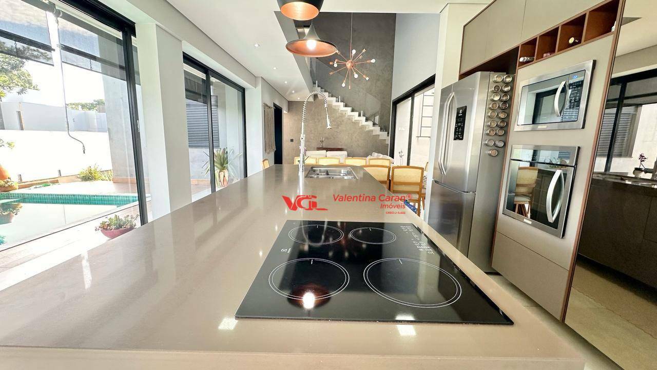 Sobrado à venda com 4 quartos, 375m² - Foto 8