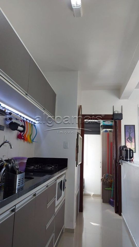 Casa à venda com 2 quartos, 125m² - Foto 11