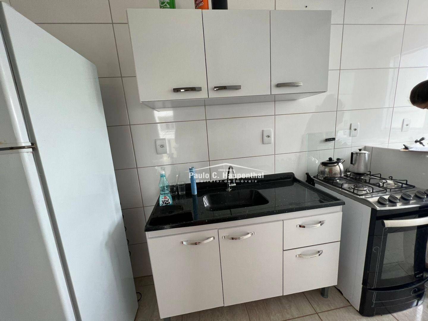 Apartamento à venda com 2 quartos, 60m² - Foto 3