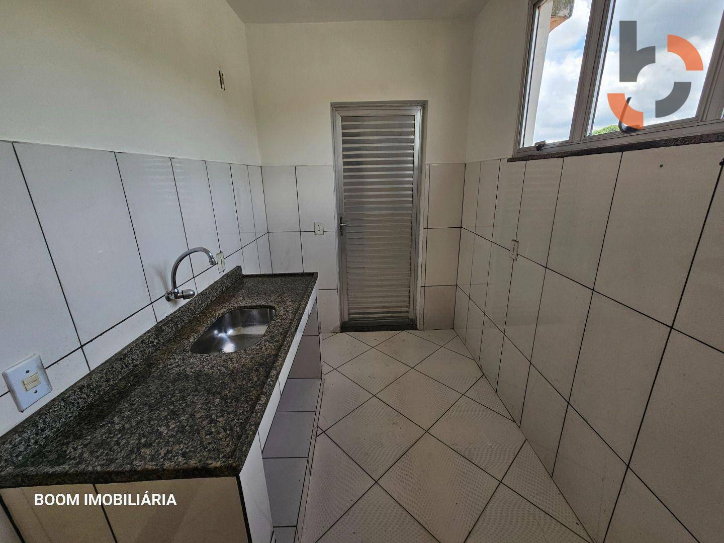 Apartamento para alugar com 2 quartos, 68m² - Foto 21