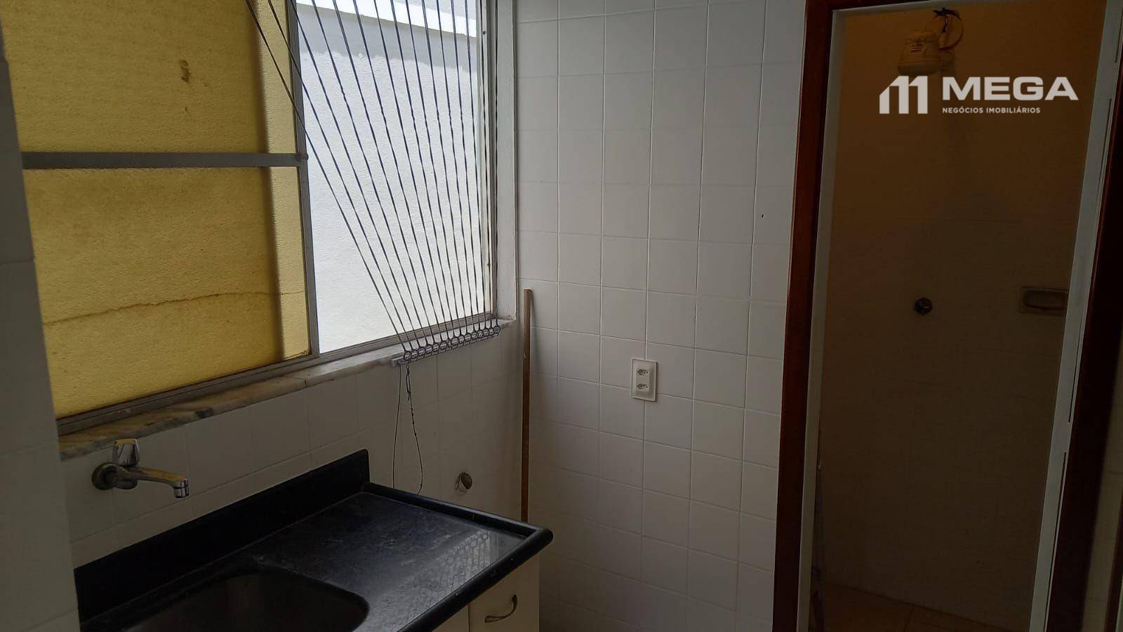 Apartamento para alugar com 3 quartos, 130m² - Foto 16