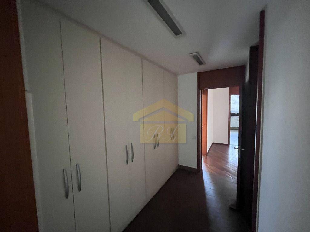 Apartamento à venda com 3 quartos, 250m² - Foto 23