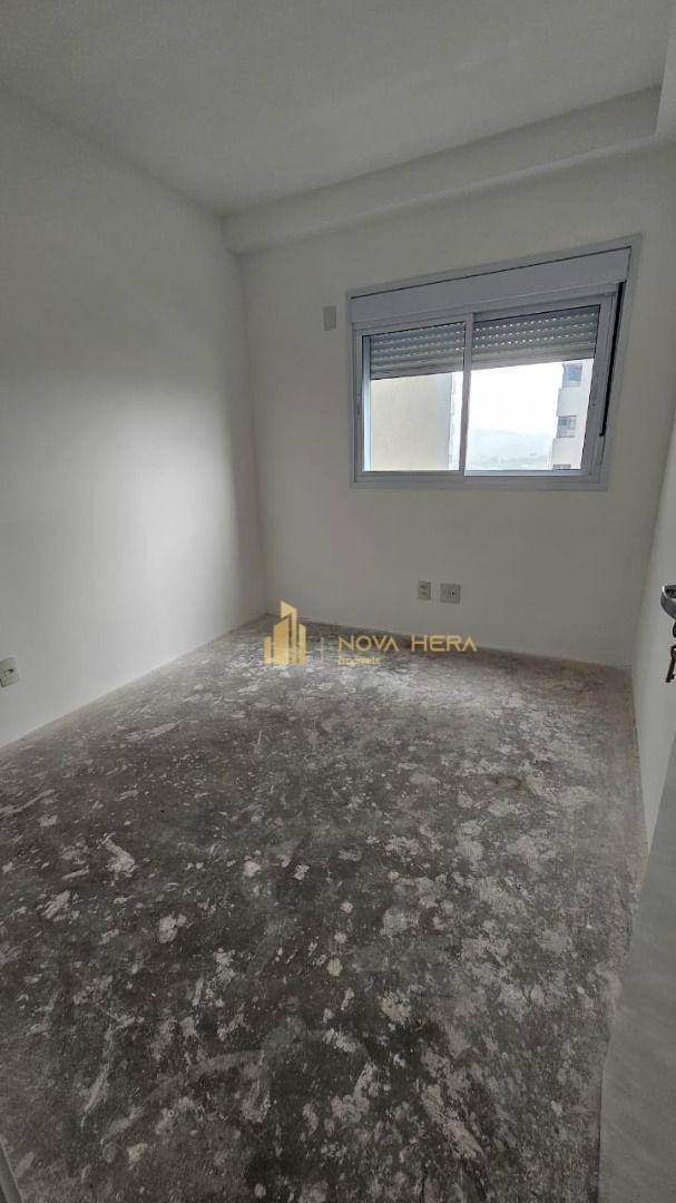 Apartamento à venda com 2 quartos, 67m² - Foto 6