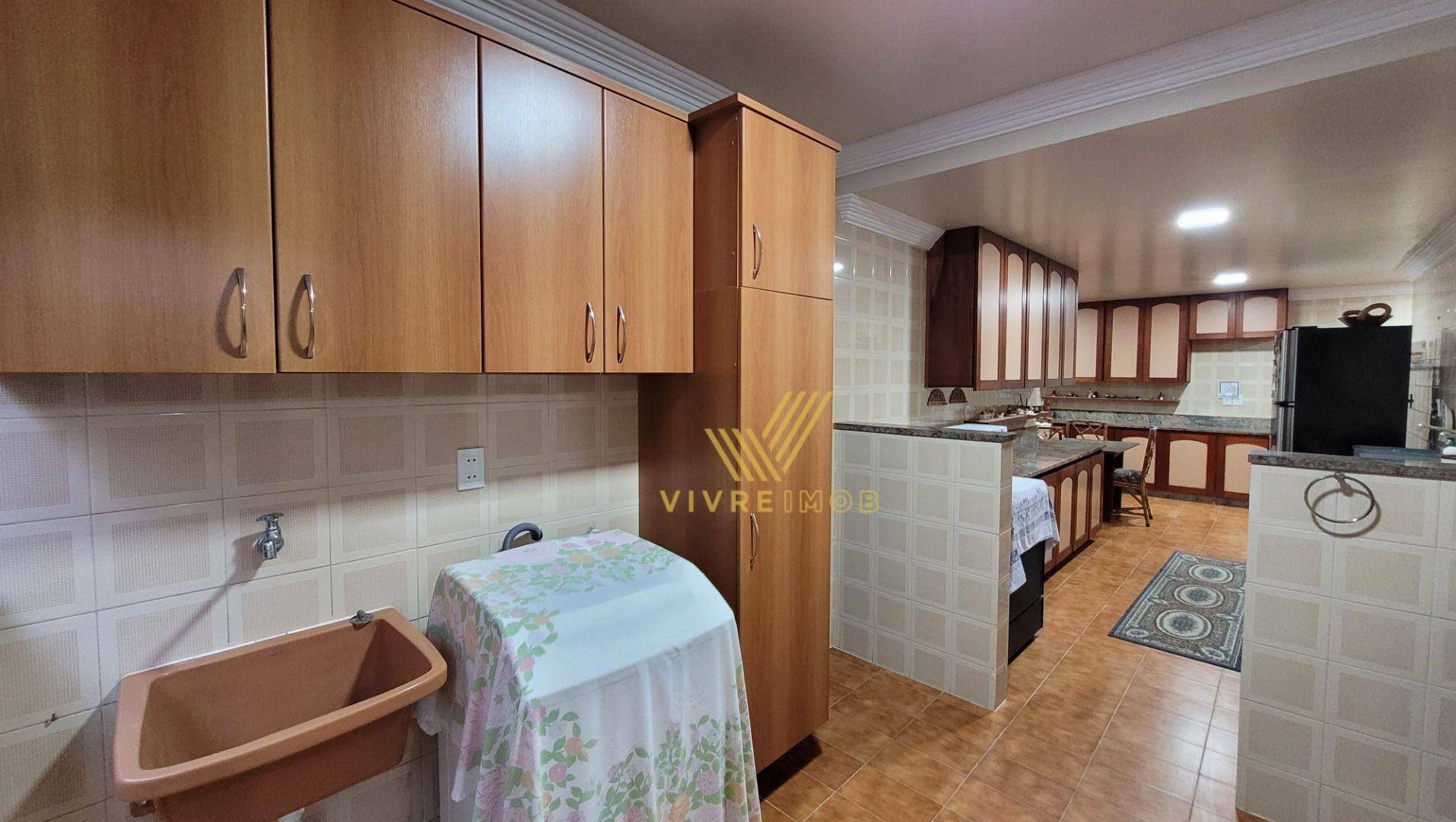 Apartamento à venda com 4 quartos, 245m² - Foto 27