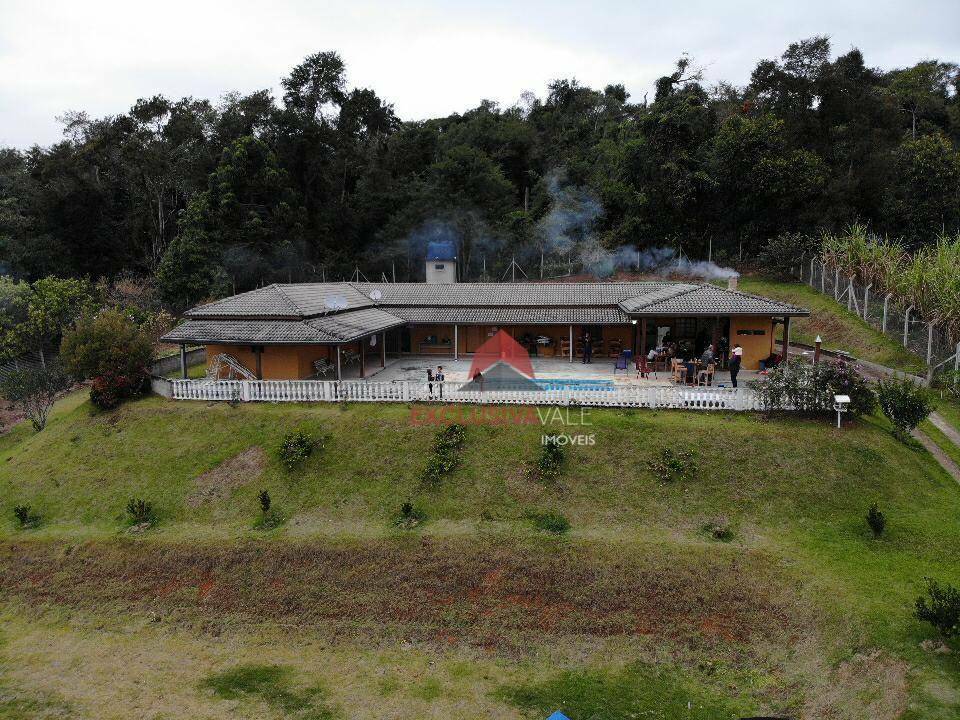 Chácara à venda com 6 quartos, 350m² - Foto 33