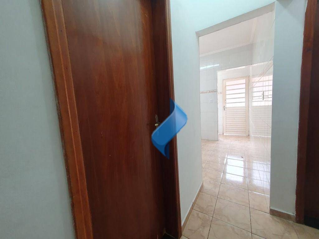 Casa à venda com 2 quartos, 80m² - Foto 10