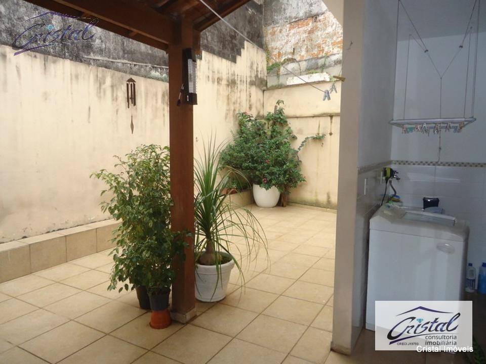 Casa à venda com 3 quartos, 329m² - Foto 26