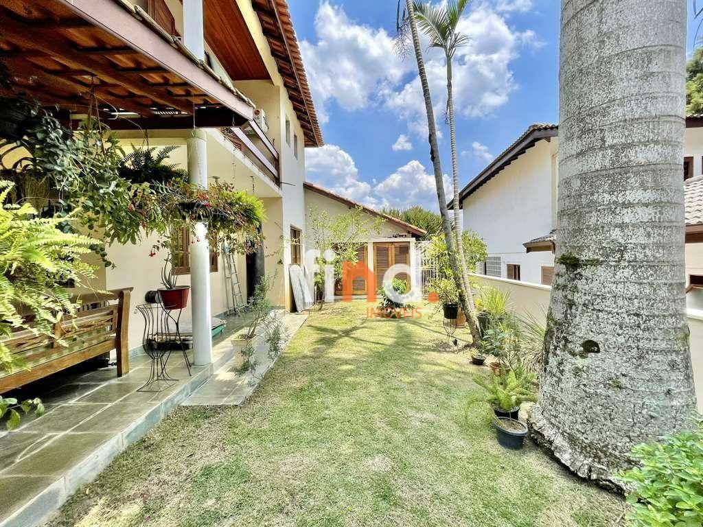 Casa de Condomínio à venda com 3 quartos, 319m² - Foto 14