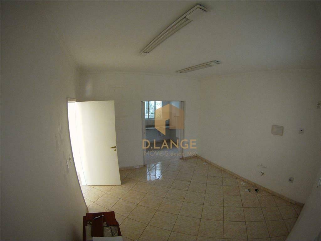 Casa à venda com 3 quartos, 240m² - Foto 5