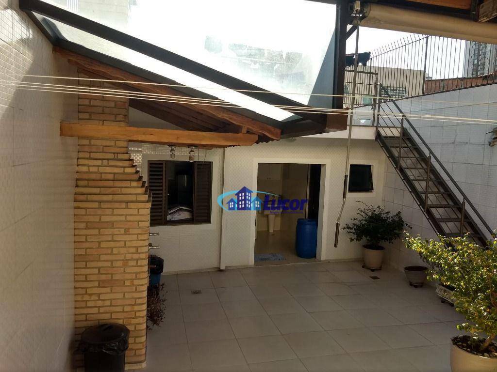 Sobrado à venda com 3 quartos, 250m² - Foto 8