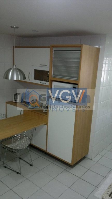 Apartamento à venda com 4 quartos, 140m² - Foto 6