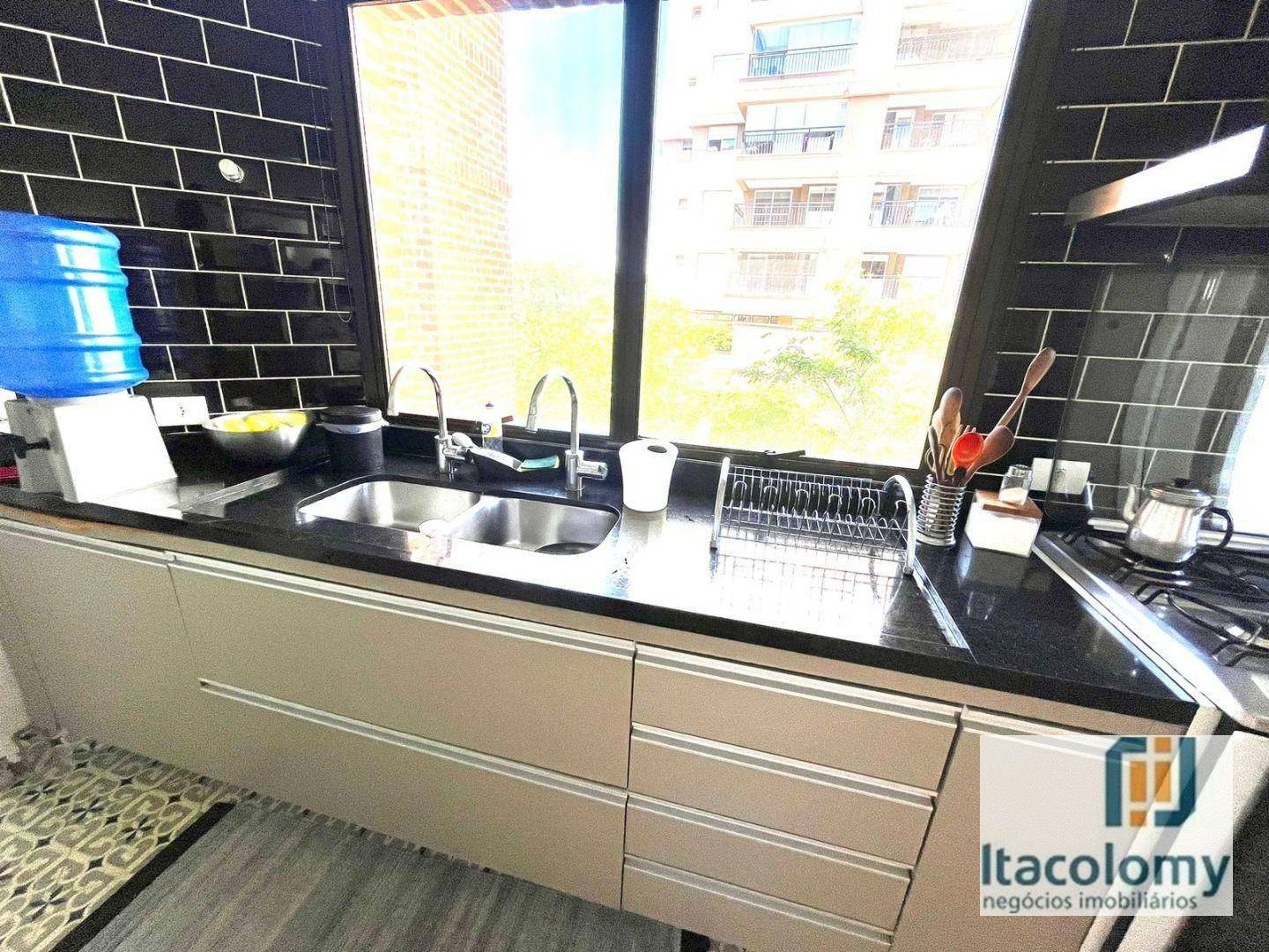 Apartamento à venda com 3 quartos, 212m² - Foto 37