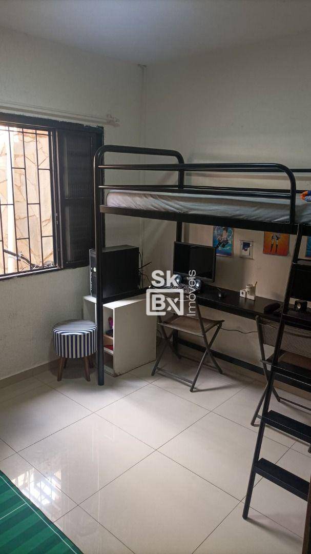 Casa à venda com 3 quartos, 200m² - Foto 13