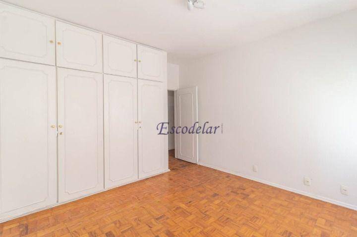 Apartamento à venda com 3 quartos, 220m² - Foto 29