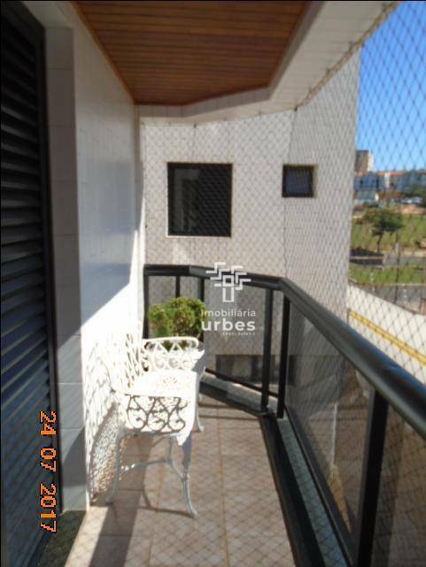 Apartamento, 3 quartos, 140 m² - Foto 8