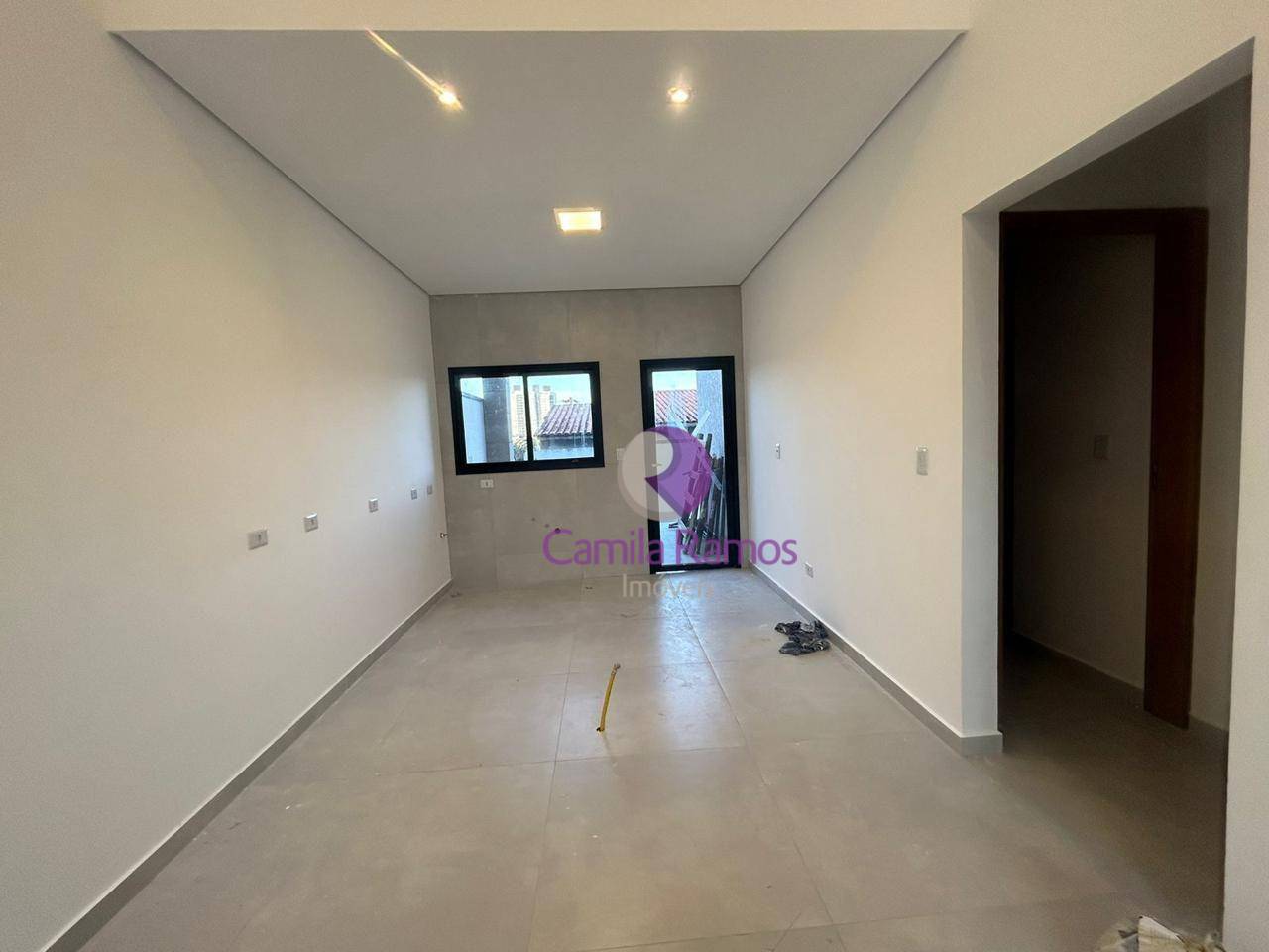 Casa à venda com 3 quartos, 112m² - Foto 2
