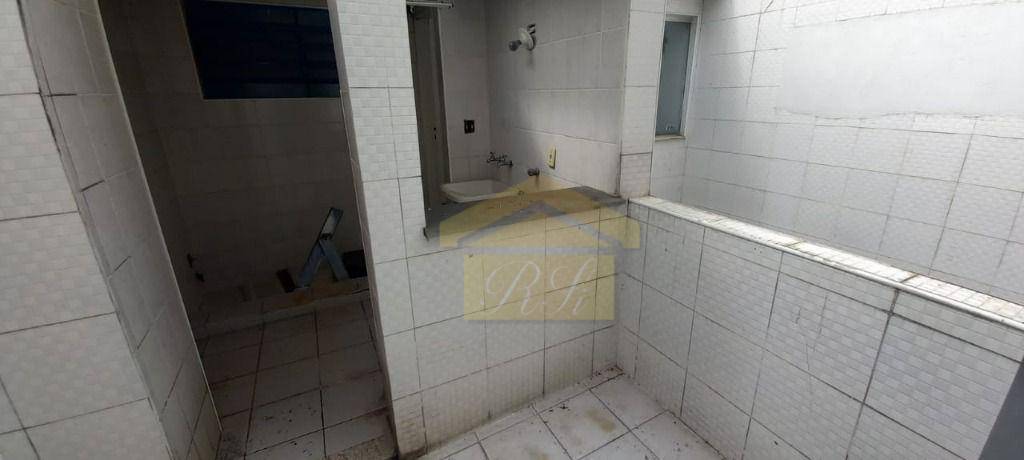 Sobrado à venda com 3 quartos, 236m² - Foto 19