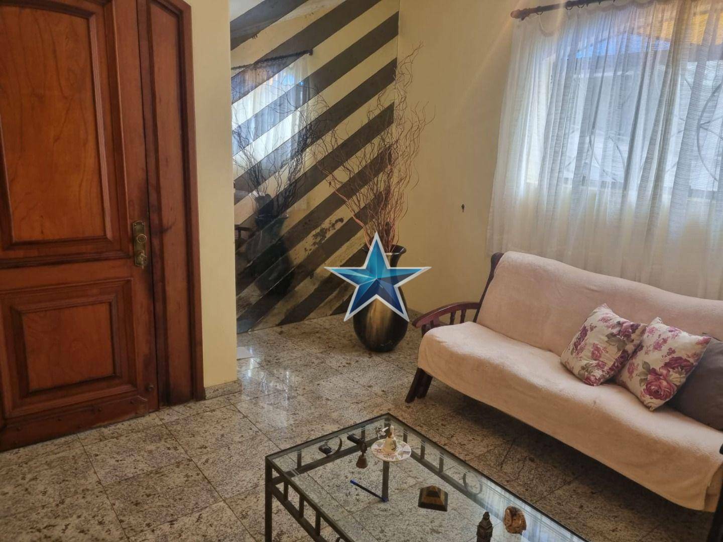 Casa à venda e aluguel com 4 quartos, 400m² - Foto 25