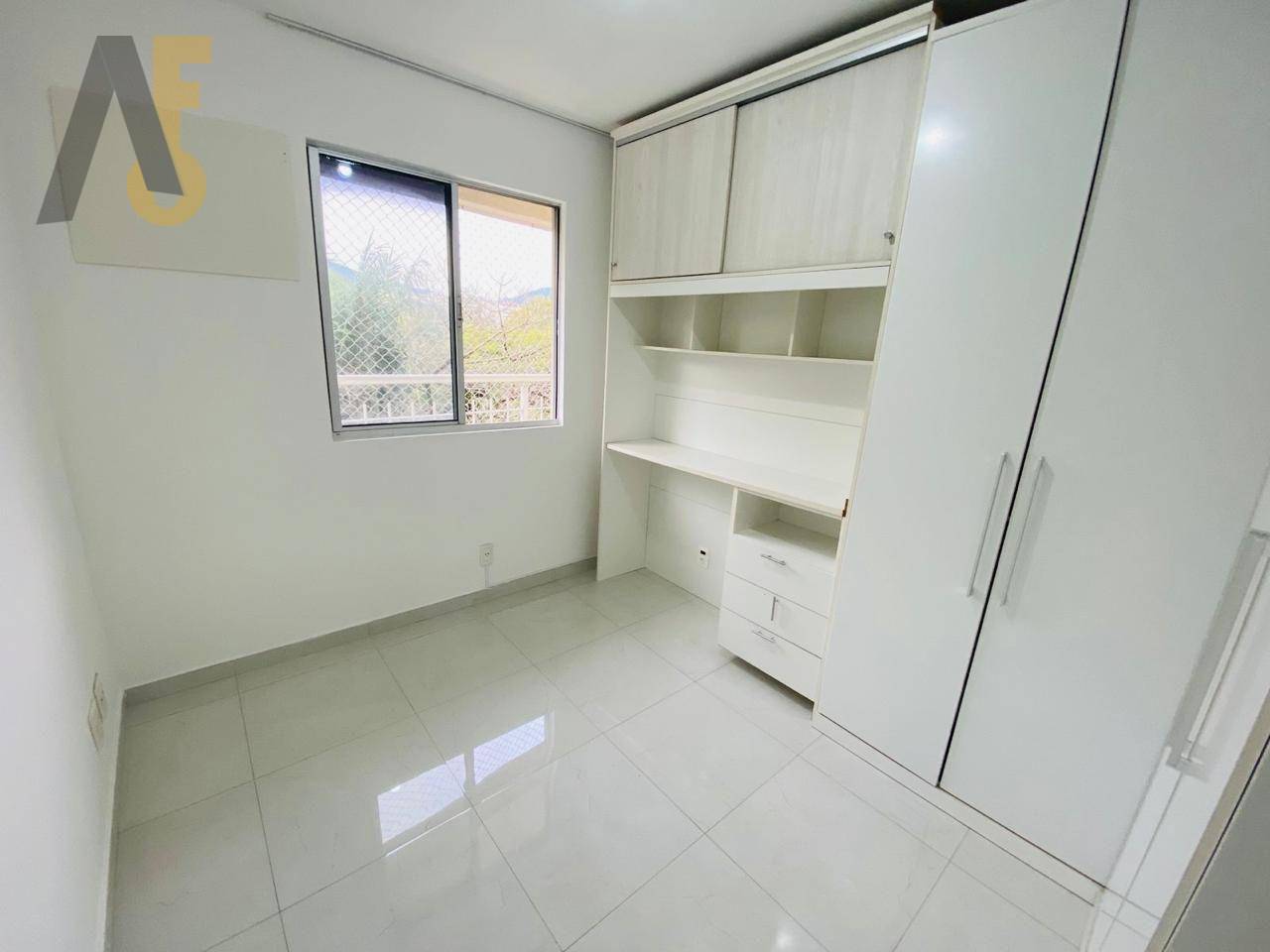 Apartamento à venda com 2 quartos, 64m² - Foto 8