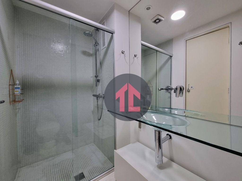 Apartamento para alugar com 2 quartos, 70m² - Foto 11