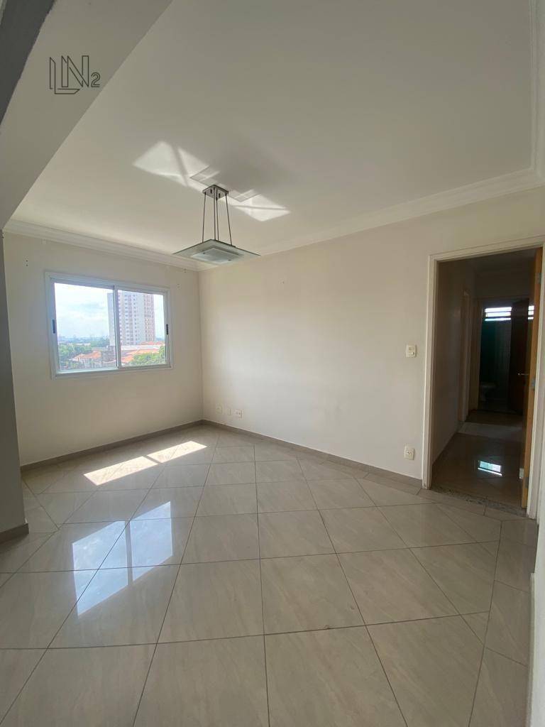 Apartamento à venda com 3 quartos, 121m² - Foto 4