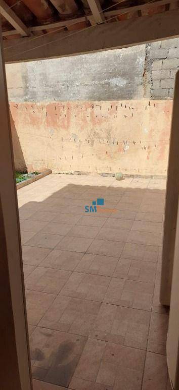 Sobrado à venda com 2 quartos, 122m² - Foto 5
