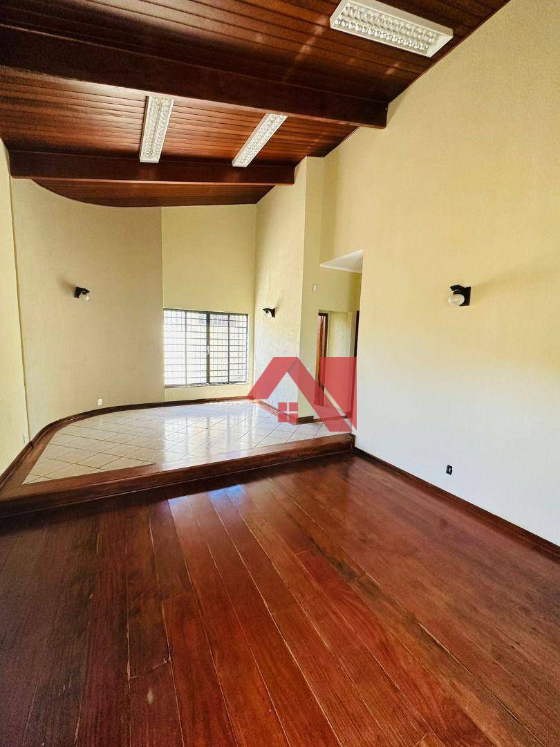 Casa à venda com 4 quartos, 217m² - Foto 9